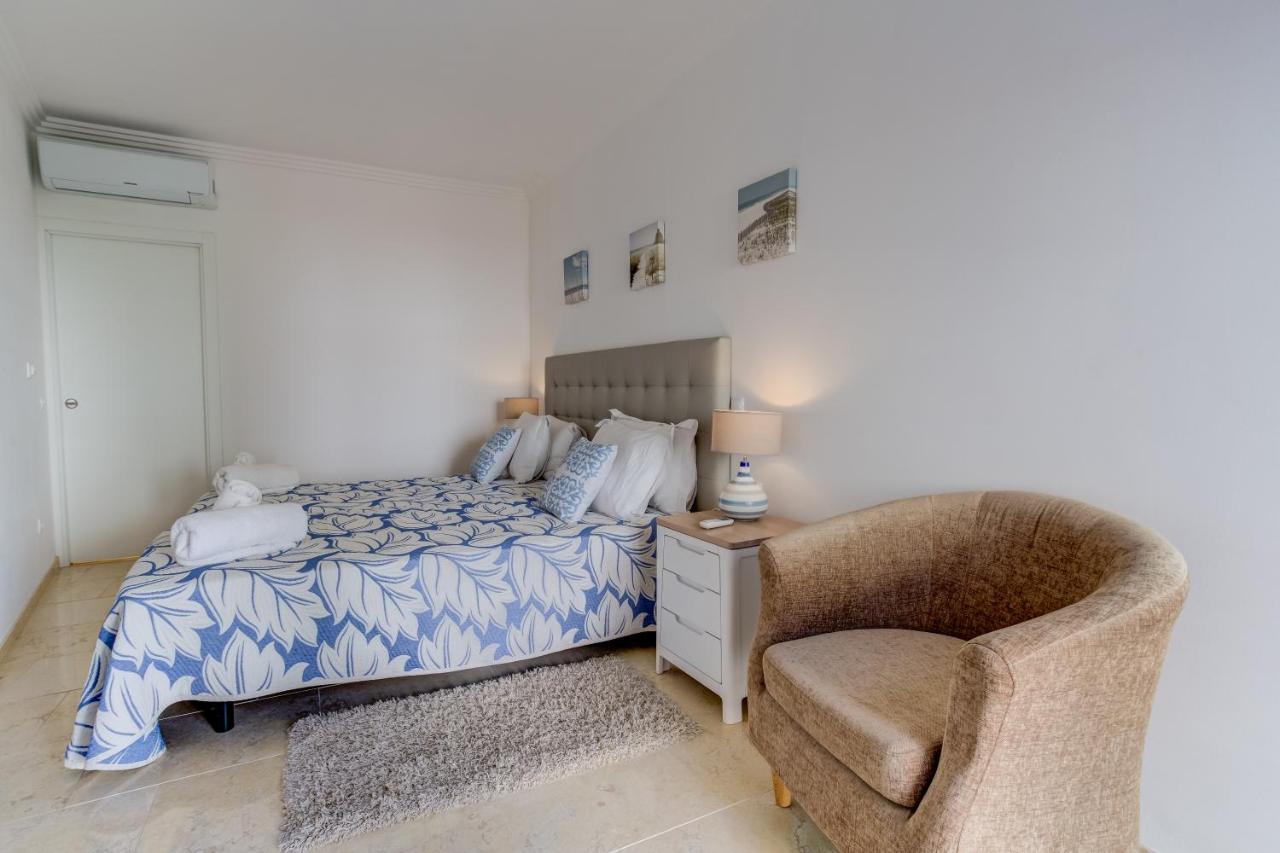 Casa Sunset - Beautiful Apartments In The Centre Of Alvor With Roof Terrace Exterior photo