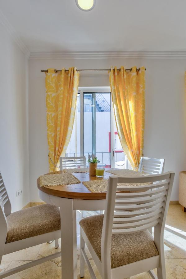 Casa Sunset - Beautiful Apartments In The Centre Of Alvor With Roof Terrace Exterior photo